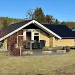 Cozy House In Close To Shopping And エーベルトフト