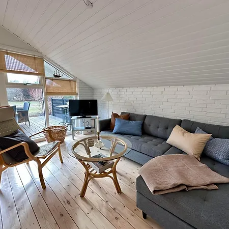Cozy House In Close To Shopping And 別荘 エーベルトフト