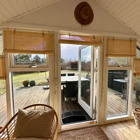 Cozy House In Close To Shopping And * Ebeltoft