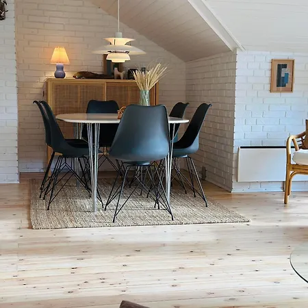 Cozy House In Close To Shopping And Ebeltoft
